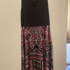 Elegant Black and Red Paisley Maxi Dress